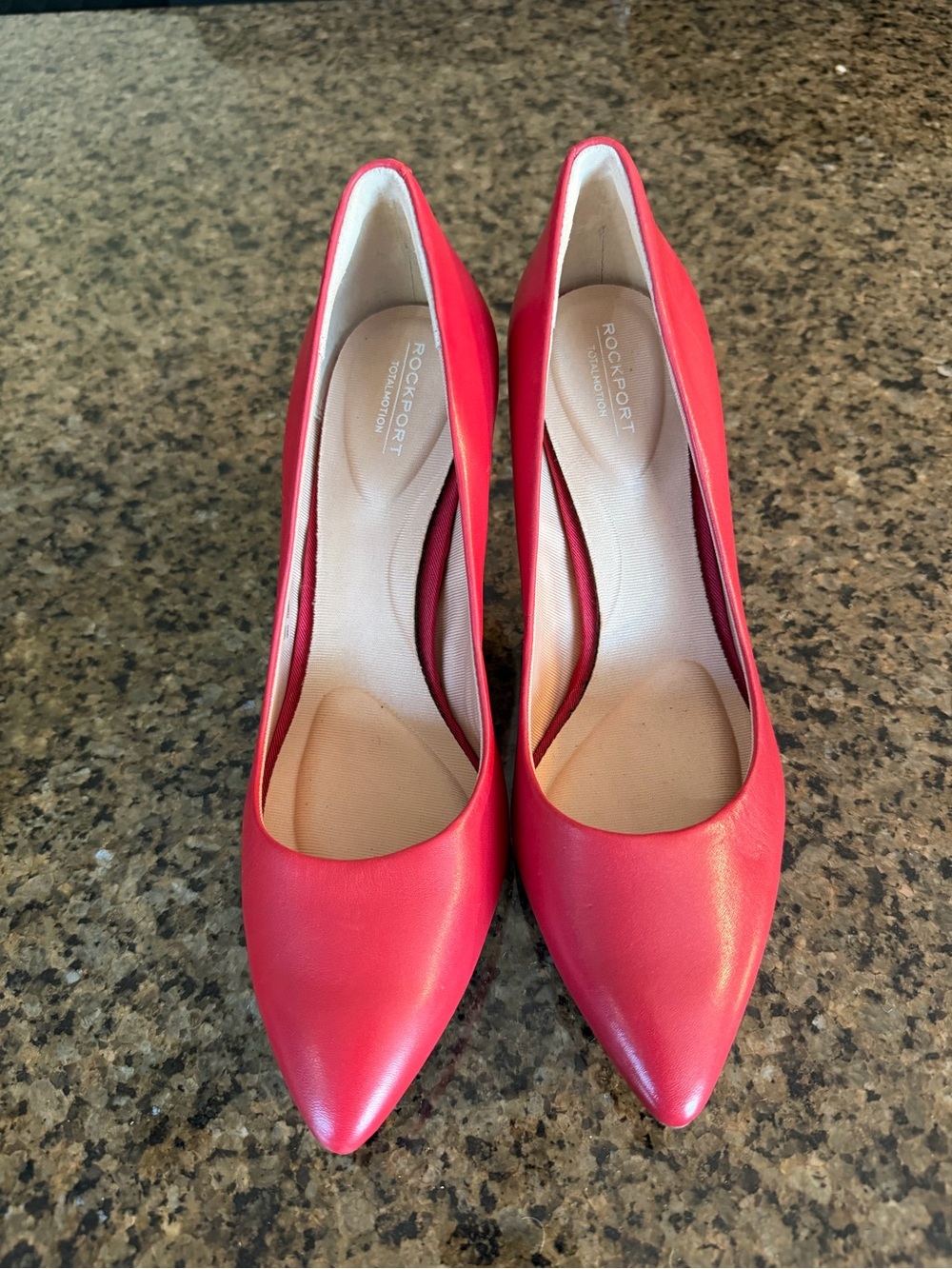 Rockport Women's red  Pointed-Toe Leather Pumps